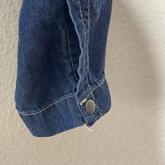 LIFE IN PROGRESS CHAMBRAY CROP JACKET SIZE S - Picture 10 of 12